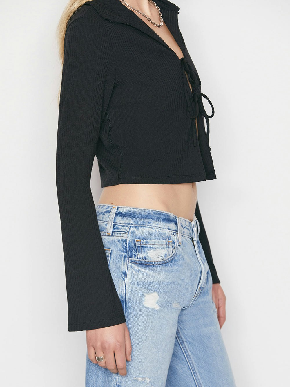 shirt side detail view alt:fit2